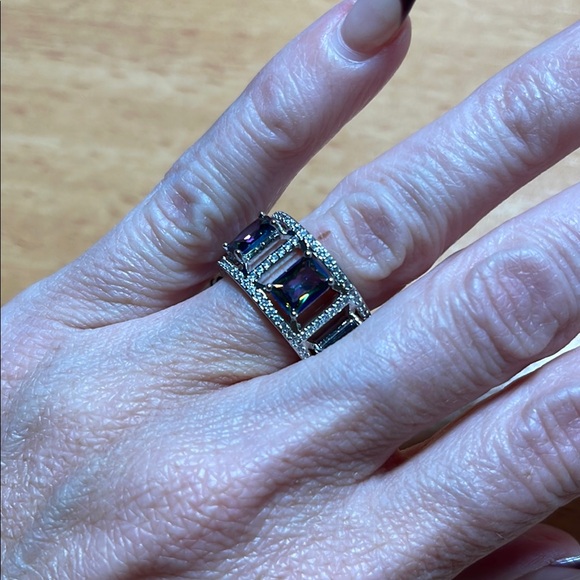 Bomb Party Jewelry - Bomb Party - June 2025 - Lab Created Alexandrite - Rhodium Plated - Size 5